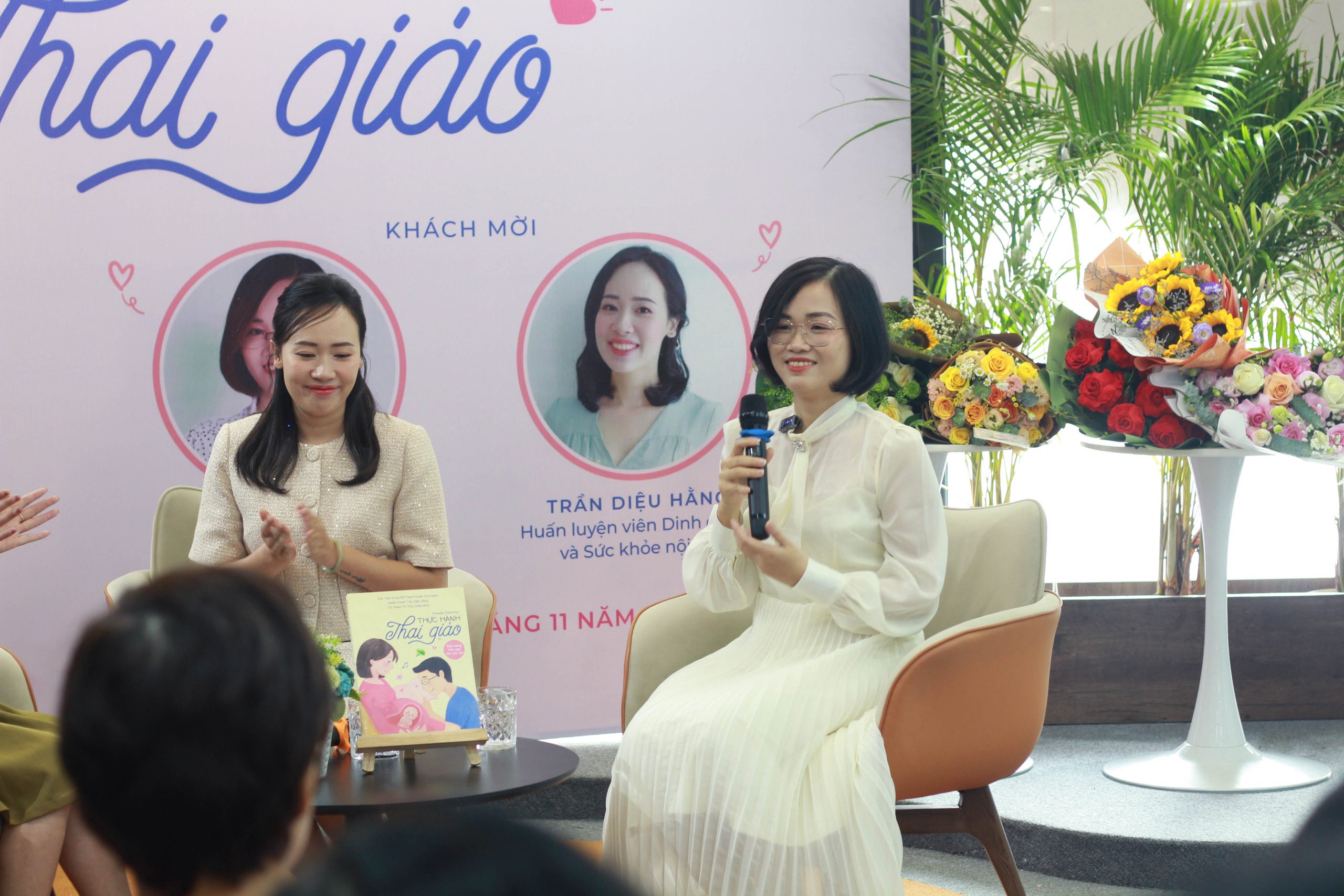Báo Tin Tức “Ra mắt sách cuốn sách thai giáo thuần Việt”