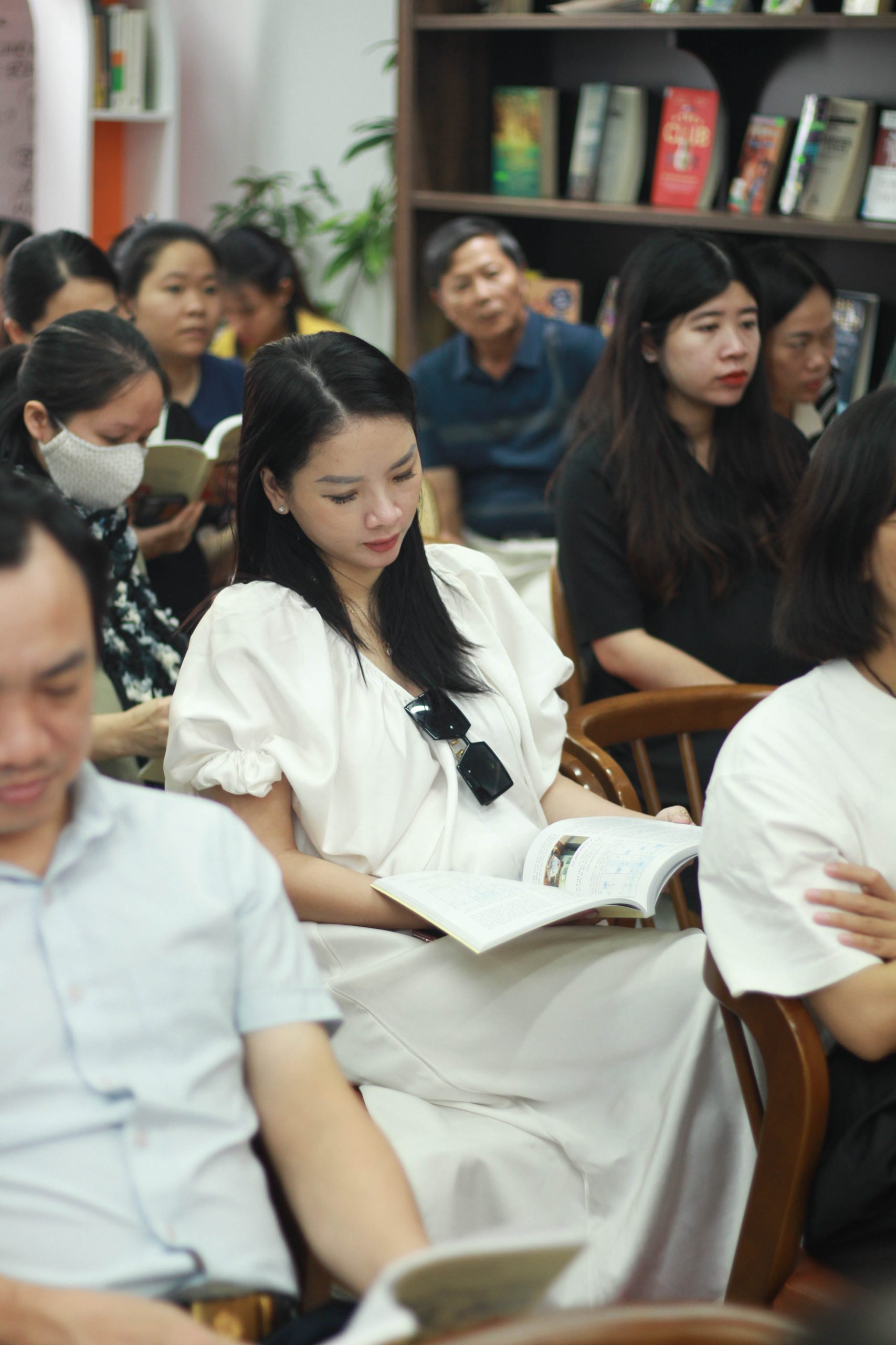Báo Phụ nữ Việt Nam đưa tin về sự kiện ra mắt sách